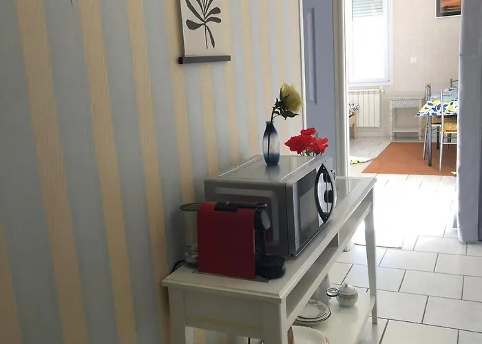 Jolie En Provence! Pierrevert